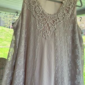 Elegant Lace Sleeveless Dress
